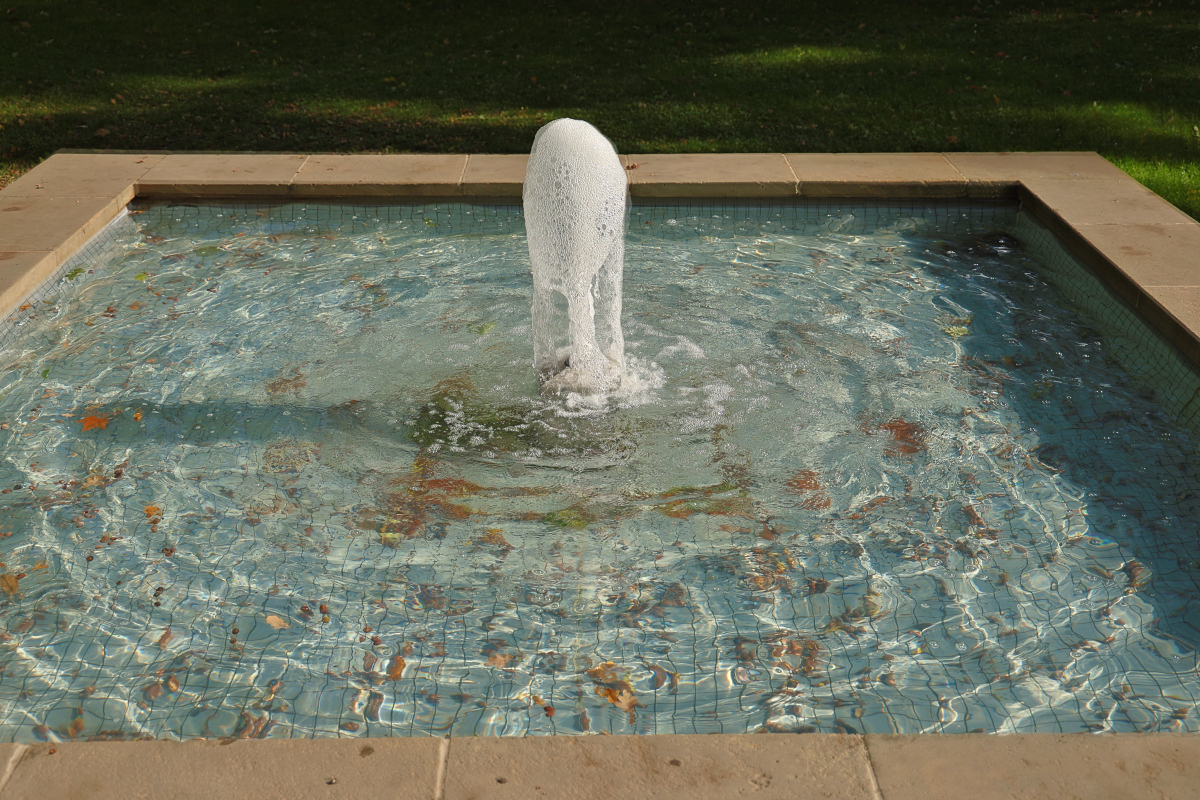 Schaum-Wasserfontäne
